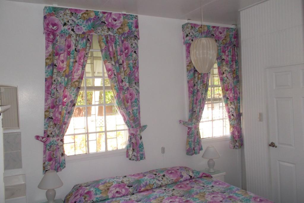 Beach Guest House Cleverdale Bridgetown Quarto foto